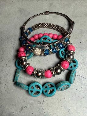 Turquoise & Hot Pink Beaded Bracelet Set - Women Jewelry
